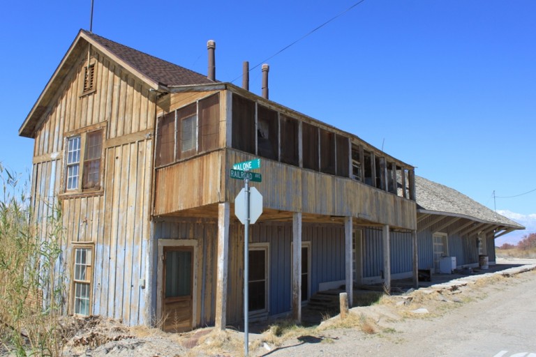 Keeler train depot Apr 2012 #4